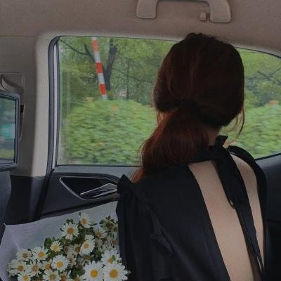 女性枷锁封面